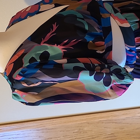 Flying Tomato Cutout Dress - Picture 10 of 13